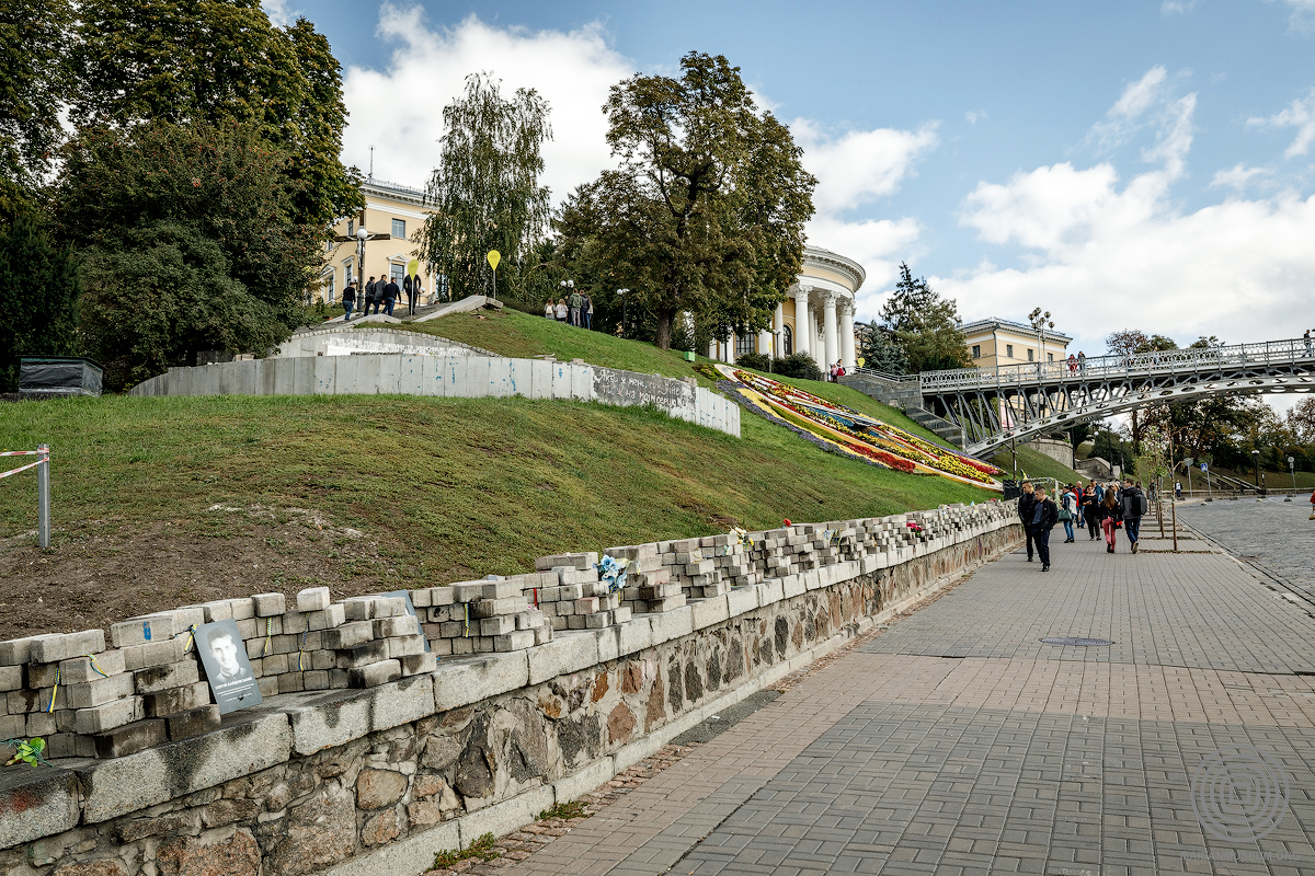 Алея Героїв Небесної Сотні в Києві